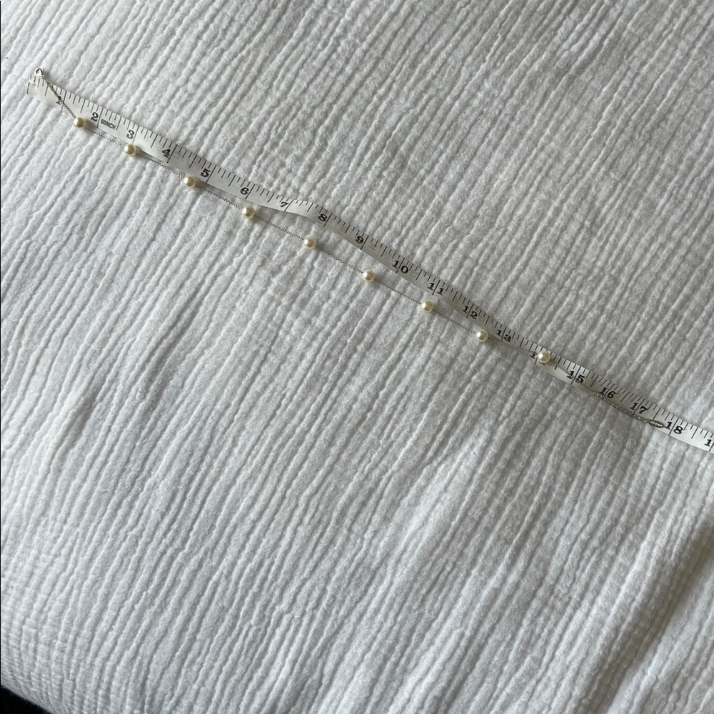 NEW • Ivory Pearl & Silver Chain Choker Necklace - Picture 4 of 8